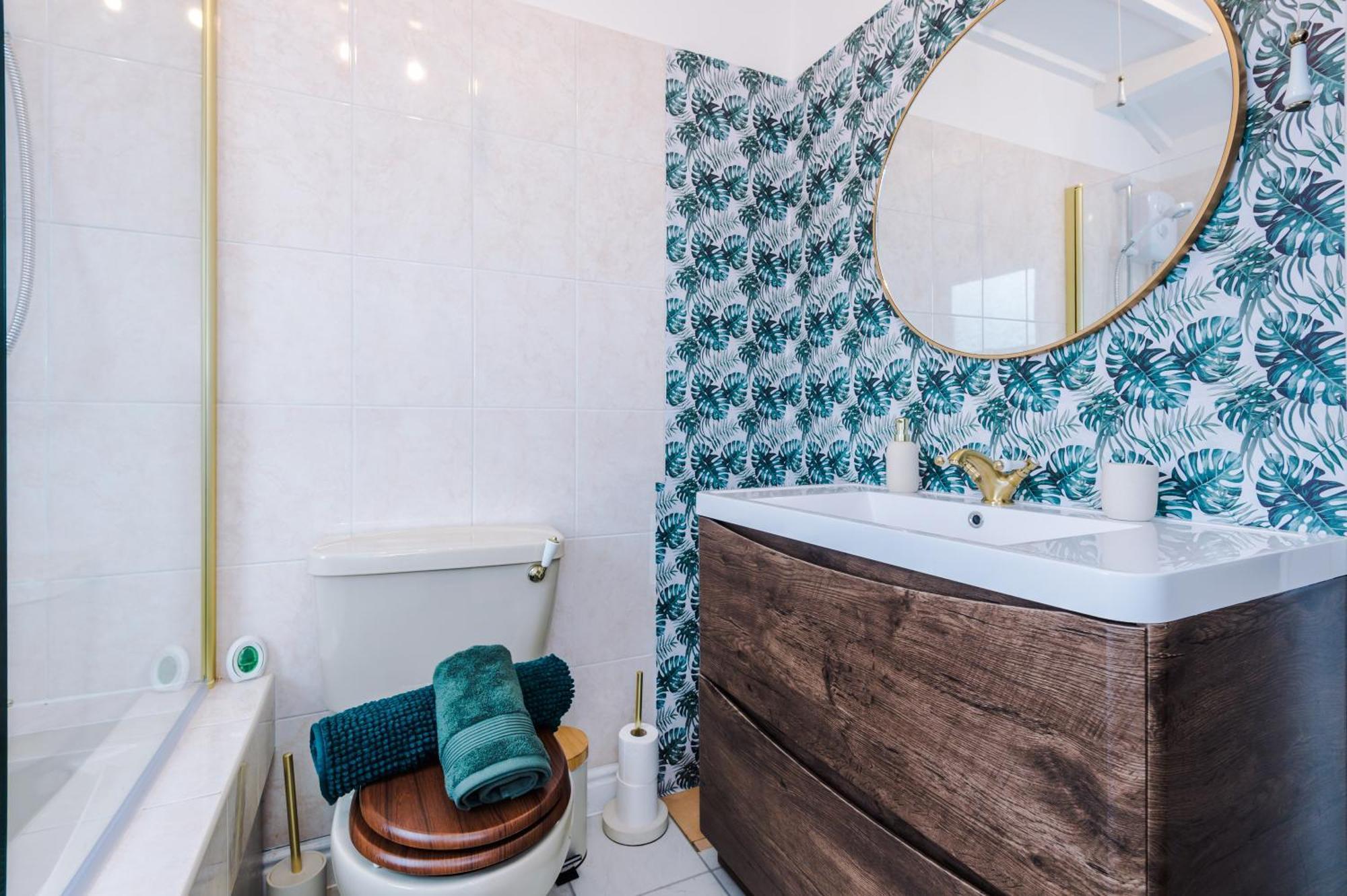 New! Stunning 2-Bed City-Centre Home In Chester By 53 Degrees Property - Ideal For Couples & Groups - Sleeps 6! Luaran gambar