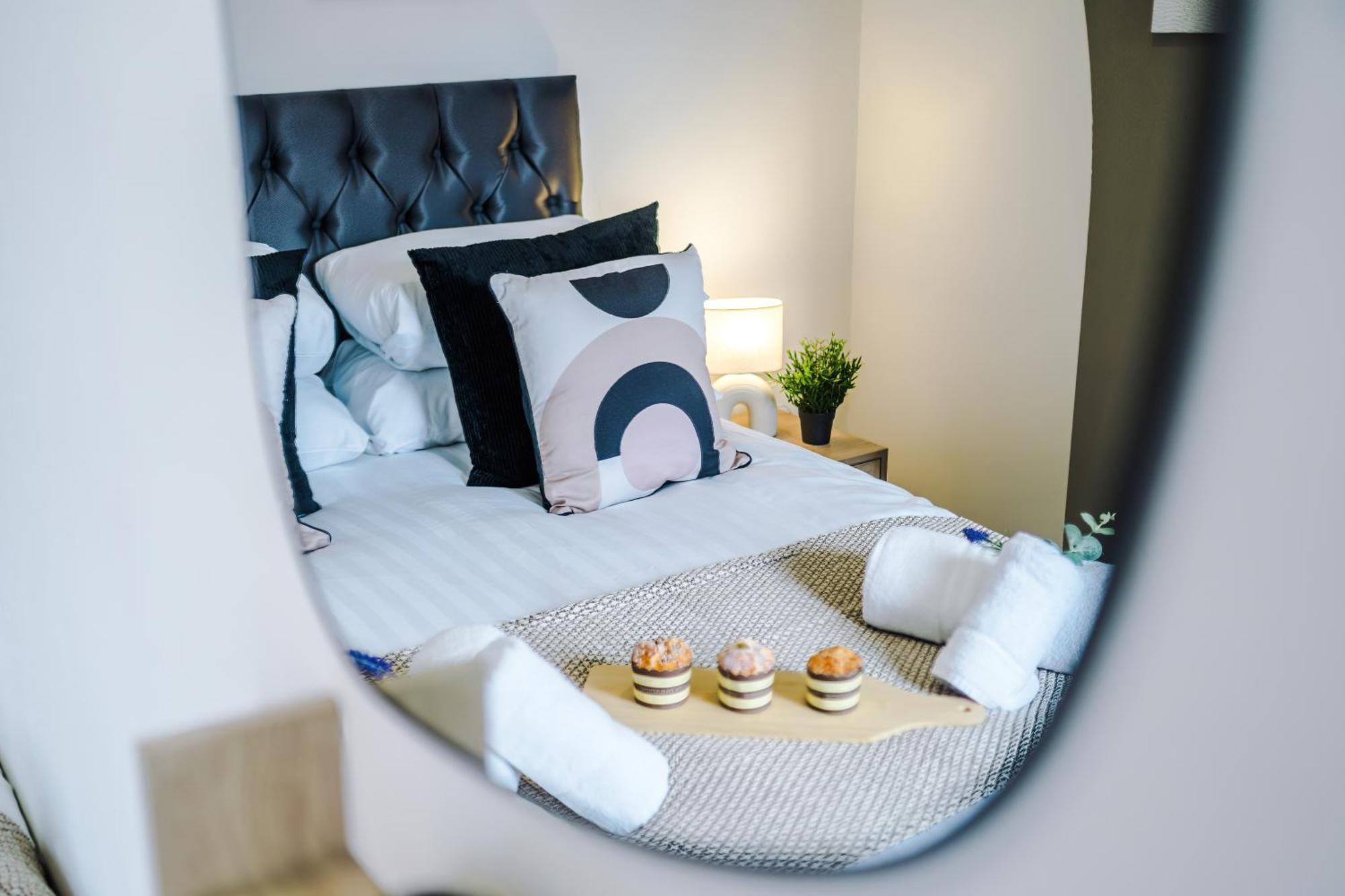 New! Stunning 2-Bed City-Centre Home In Chester By 53 Degrees Property - Ideal For Couples & Groups - Sleeps 6! Luaran gambar